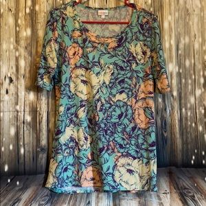 Lularoe shirt